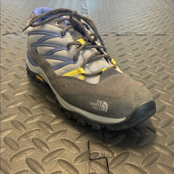 The North Face Heel Cradle PRO Women’s Hiking Shoes Vibram sole Size 8.5 - Picture 5 of 10